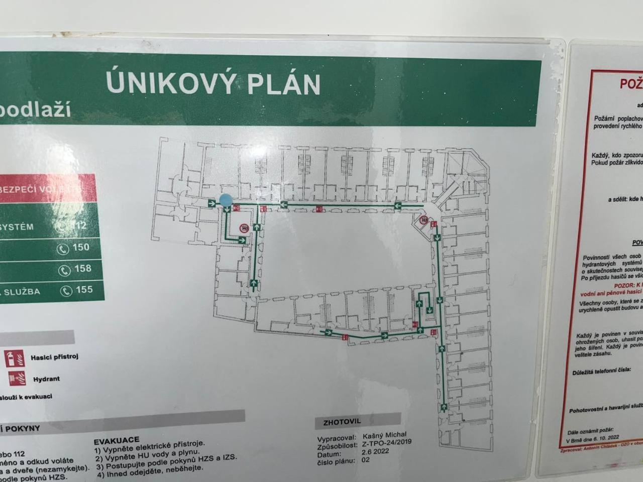 Mezonet - Postovska Centr Apartments Brno Buitenkant foto